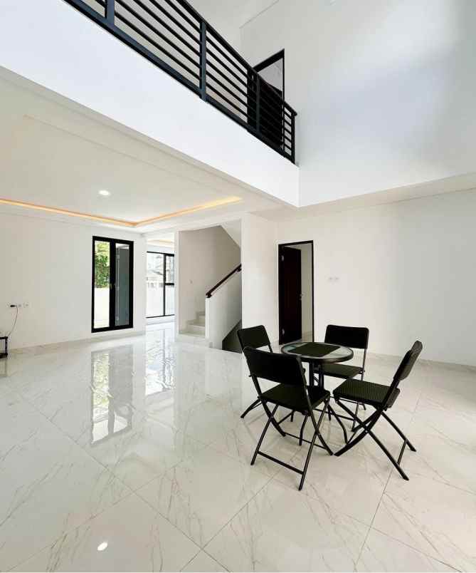 rumah baru selesai renovasi bintaro