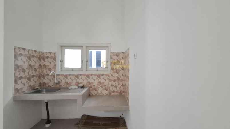 rumah baru siap huni di dalam cluster eksklusif