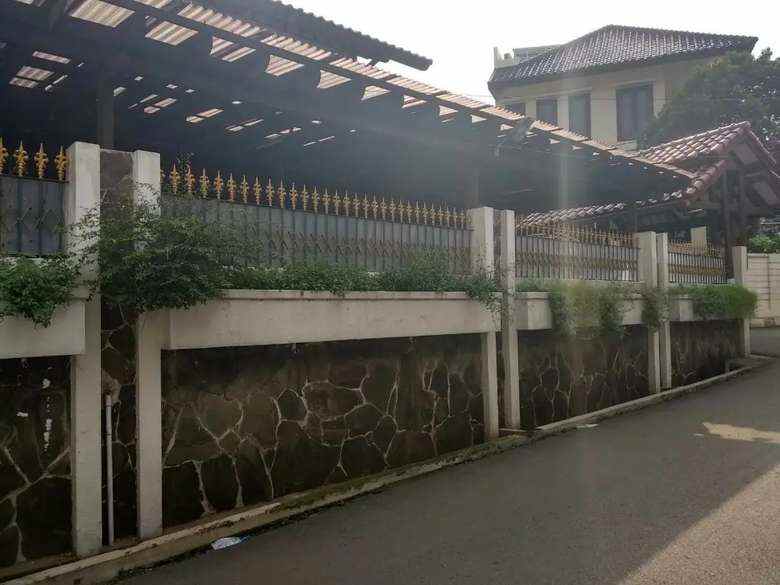 rumah blok s