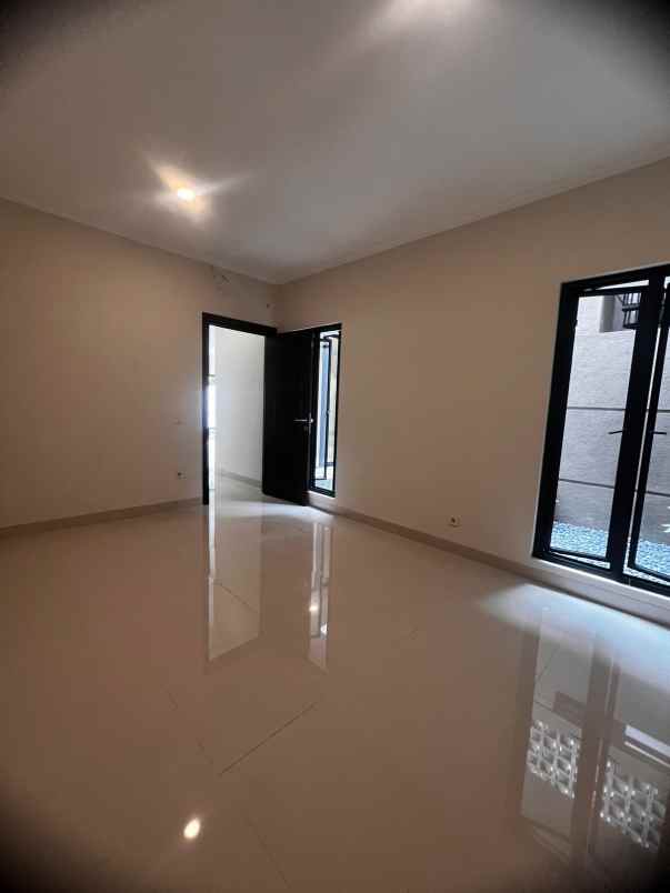 rumah brand new bintaro