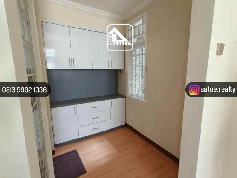 rumah cantik 2 lantai dekat citos cilandak tengah