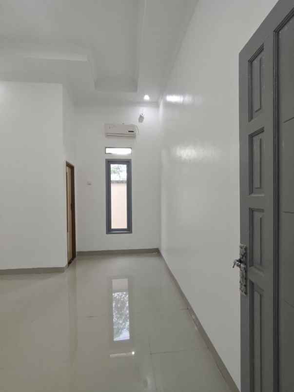 rumah cantik murah di perum graha persada sentosa