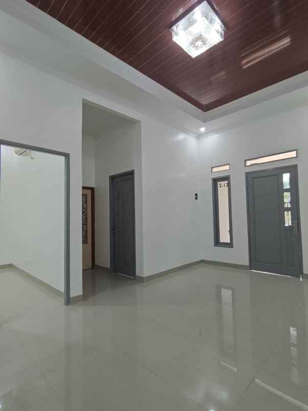 rumah cantik murah di perum graha persada sentosa