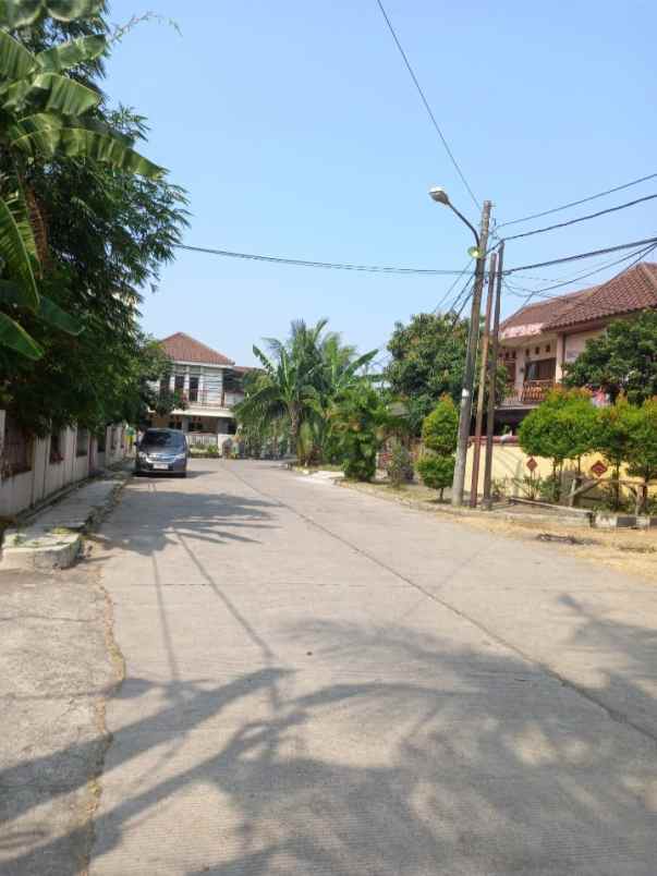 rumah ceria harga bu di galaxy bekasi selatan