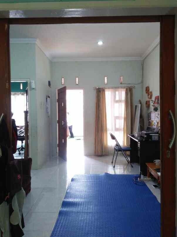 rumah cluster karyawangi 1 lantai lokasi strategis shm