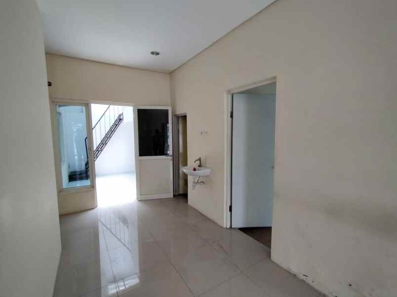 rumah darmo indah timur hadap timur