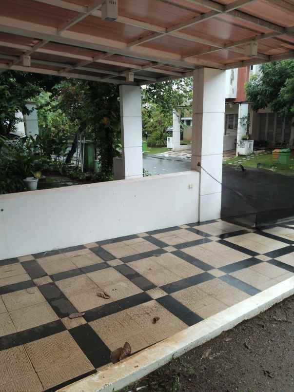 rumah dekat mall di cluster bluebell summarecon bekasi