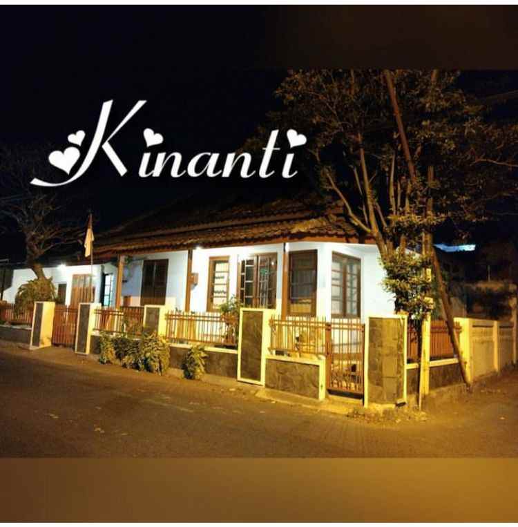 rumah di pinggir jalan raya surokarsan tamansiswa
