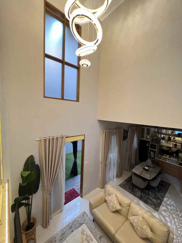 rumah full furnished di ciwaruga bandung