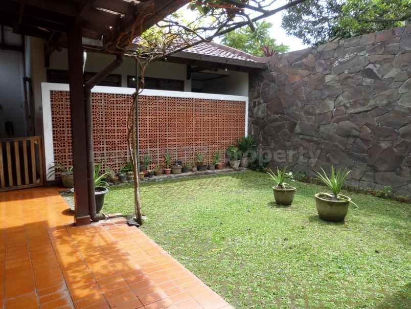 rumah gerlong sukasari