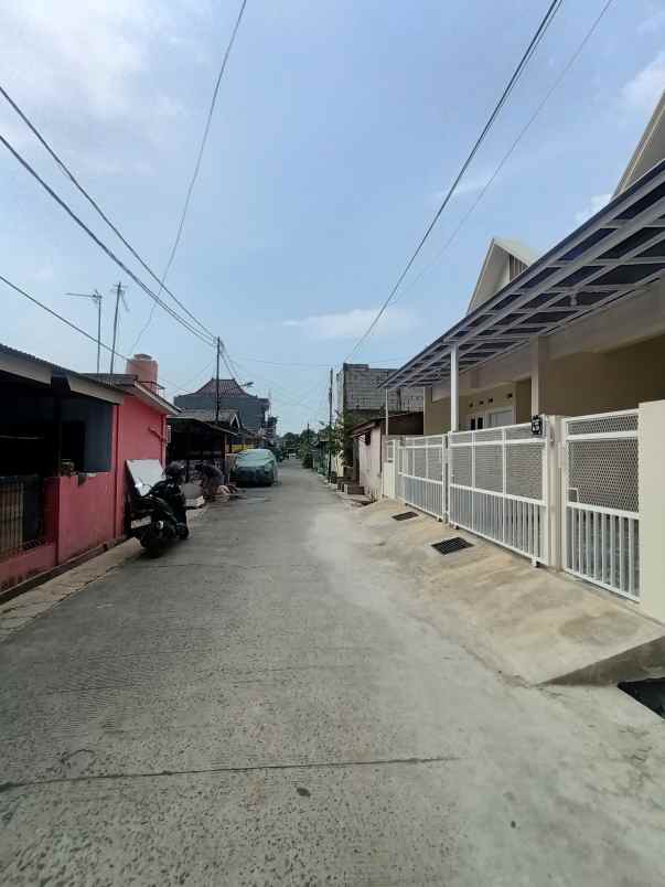 rumah hook harga murah di taman seroja bekasi