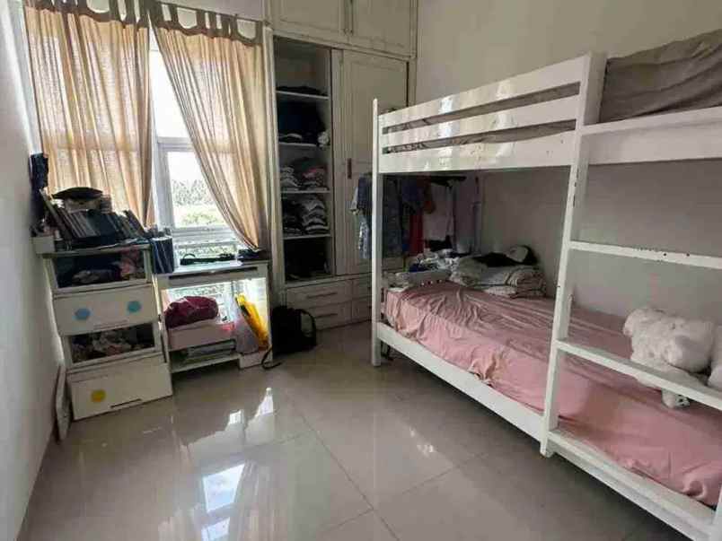 rumah hook mewah dalam cluster billymoon pondok kelapa