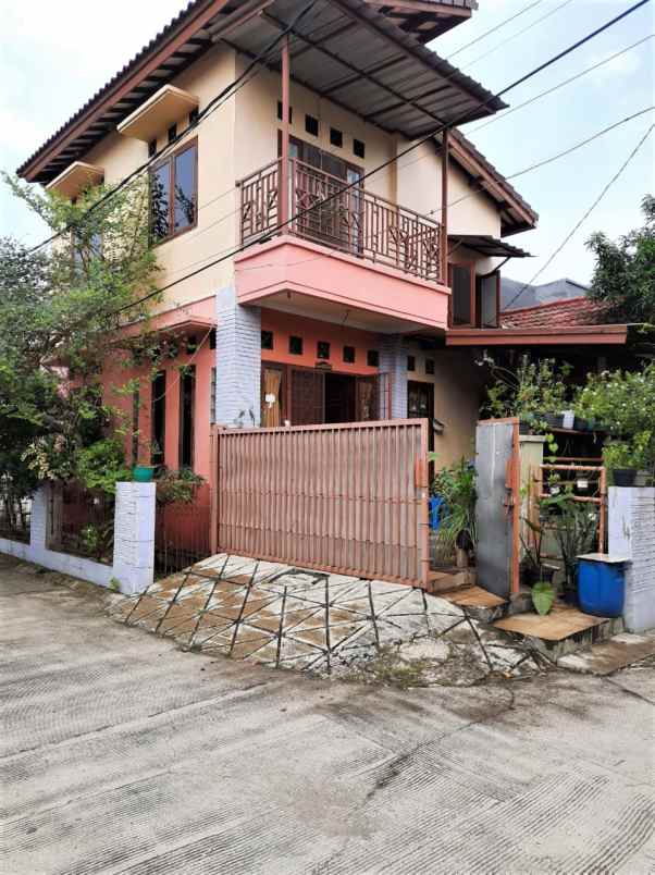 rumah hook perumahan taman harapan baru bekasi