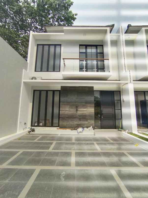 rumah jl lengkong wetan no 36