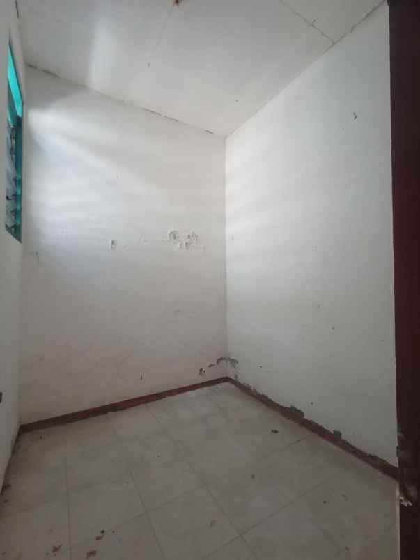 rumah jl ploso timur tambaksari