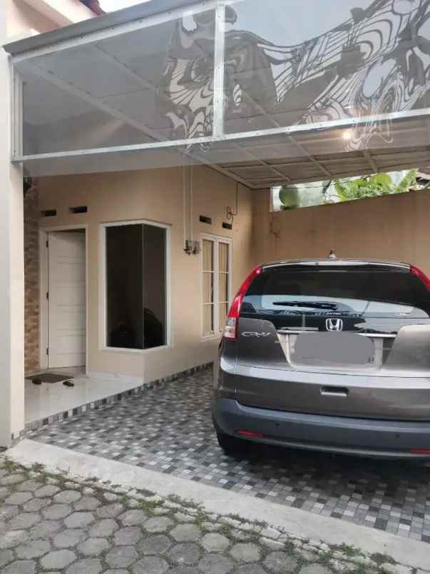 rumah jl setia raya jatiwaringin