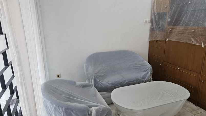 rumah kertajaya indah min sewa 2thn semi furnish
