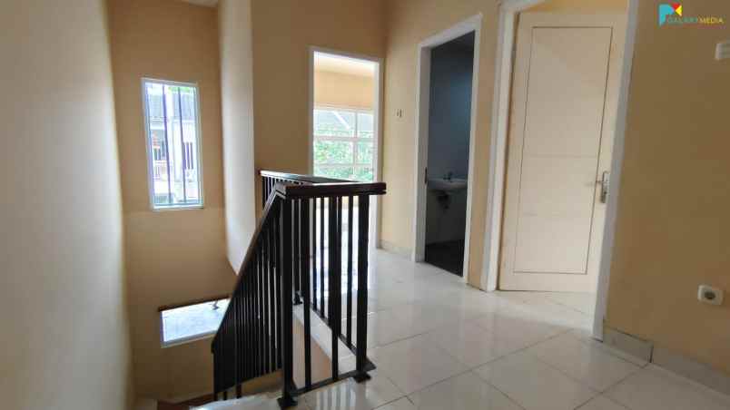 rumah kodau jatiwarna bekasi