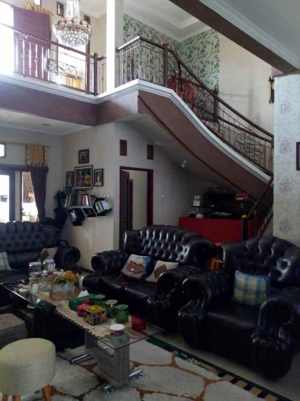 rumah komplek ciawitali 3 menit alun alun cimahi