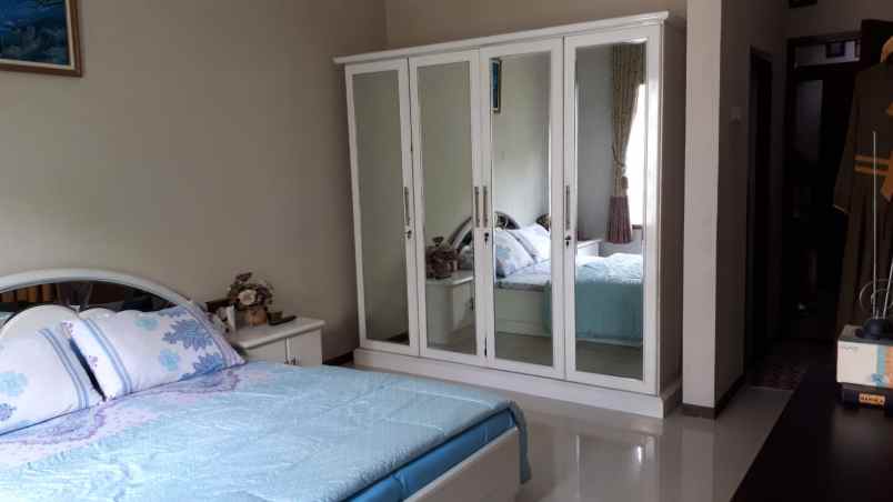 rumah komplek ciawitali 3 menit alun alun cimahi