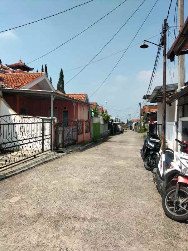 rumah komplek sariwangi 10 menit polban siap huni