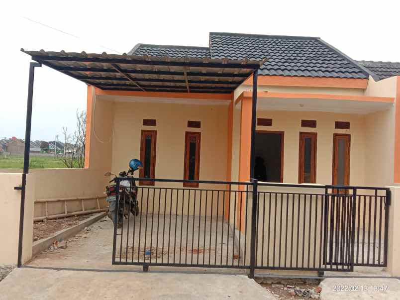 rumah kompleks kavling lembah