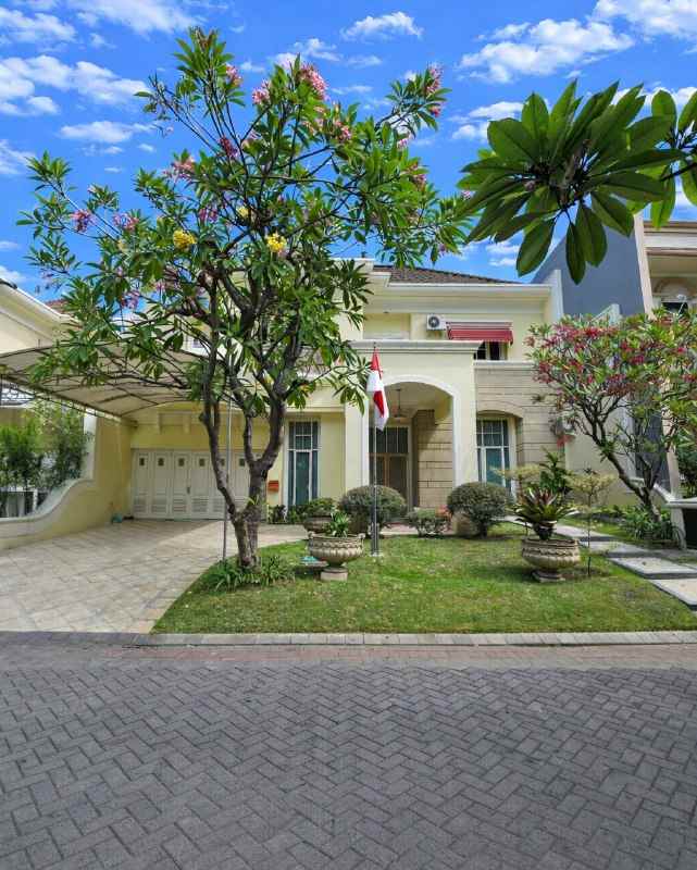 rumah laguna regency pakuwon city siap huni furnished