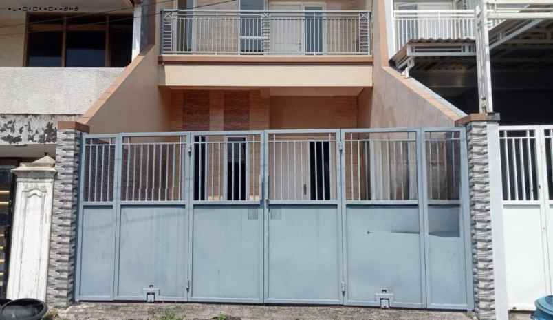 rumah lebak arum strategis pln 2200