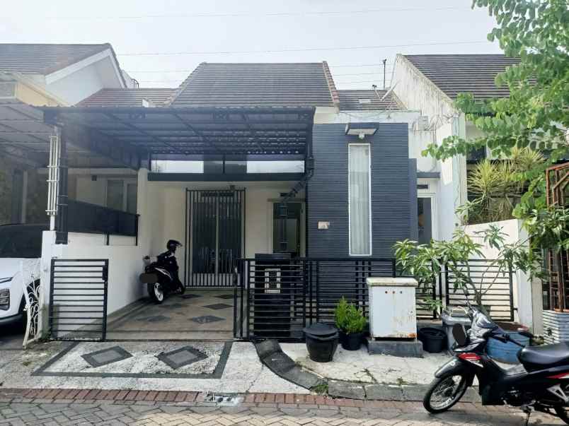 rumah lokasi strategis di permata jingga suhat