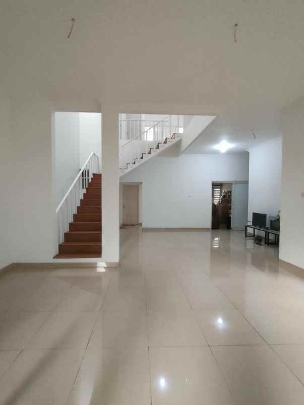 rumah lt 237 m lokasi premium best deal 2 9 m