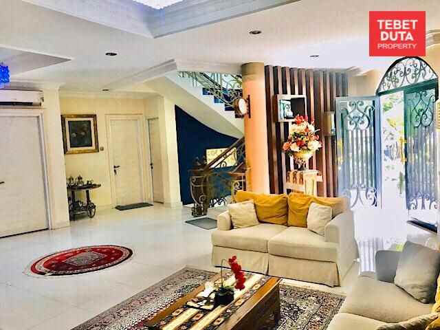 rumah menteng