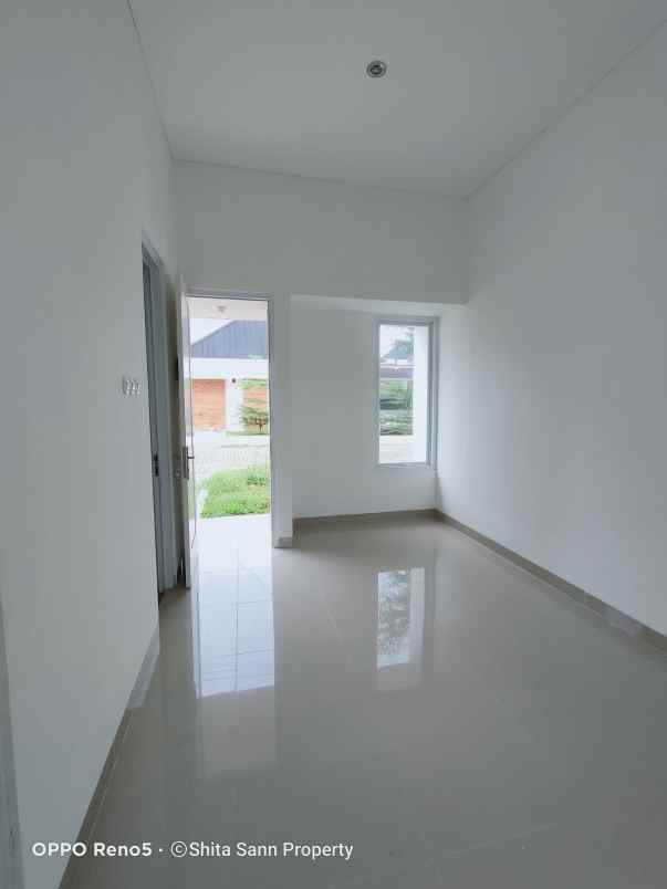 rumah meruyung limo depok