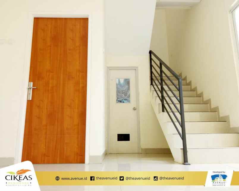 rumah mewah 2 lantai