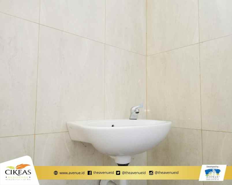 rumah mewah 2 lantai