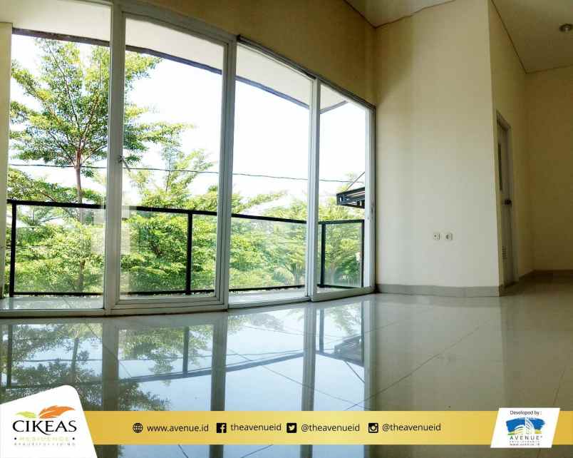 rumah mewah 2 lantai