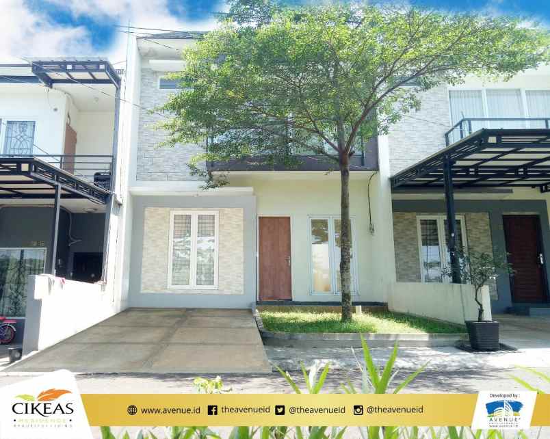 rumah mewah 2 lantai