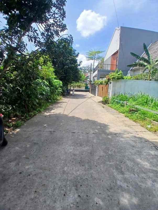 rumah mewah 2 lantai murah dikav dki cipedak jaksel