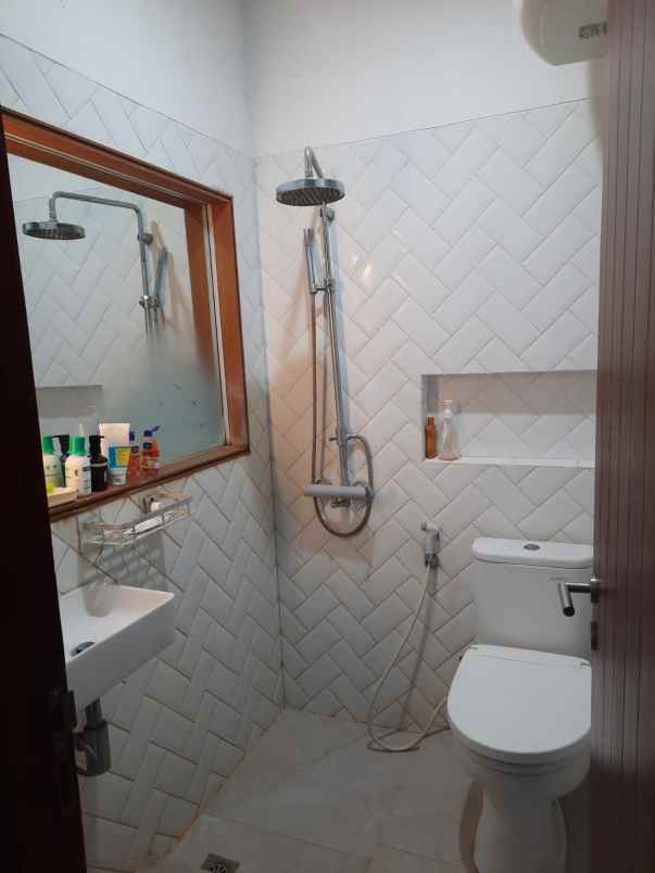 rumah mewah cantik murah antapani kota bandung