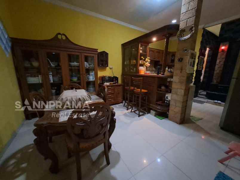 rumah mewah dan luas deket kampus tugu cimanggis fry