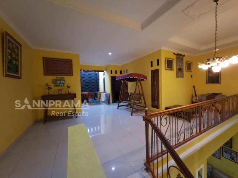 rumah mewah dan luas deket kampus tugu cimanggis fry