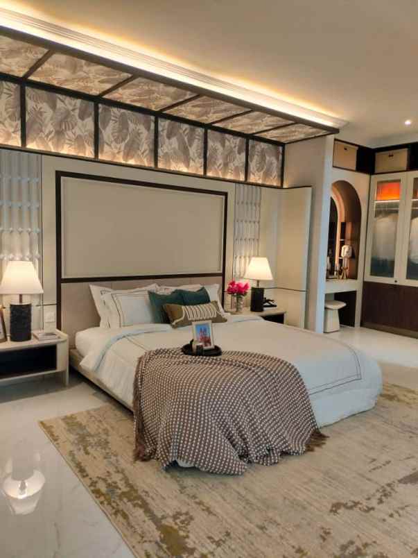 rumah mewah dan modern di dian istana cluster le isole