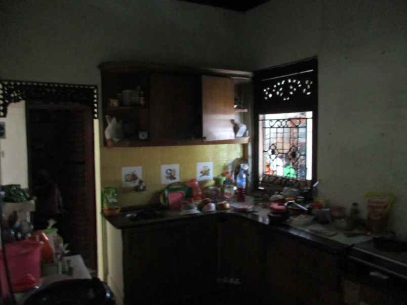 rumah mewah dekat kampus ugm