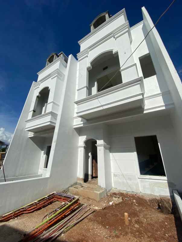 rumah mewah minimalis tugu cimanggis depok