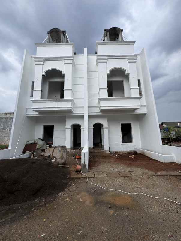 rumah mewah minimalis tugu cimanggis depok
