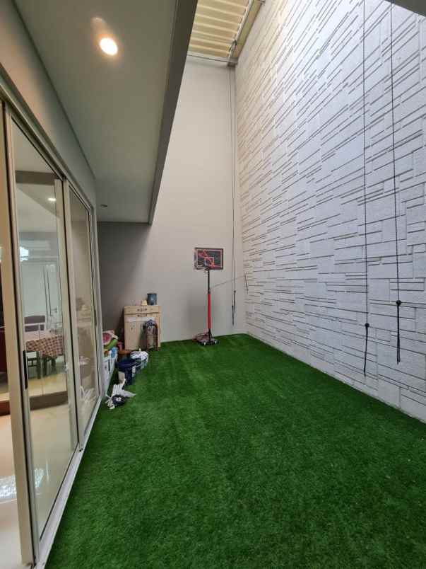 rumah mewah san diego akses art terpisah