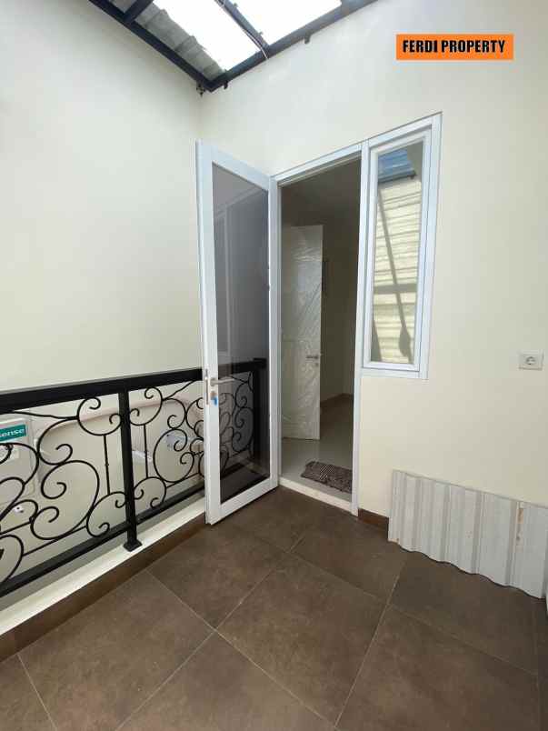 rumah minimalis 2 lantai cluster baru dan elite