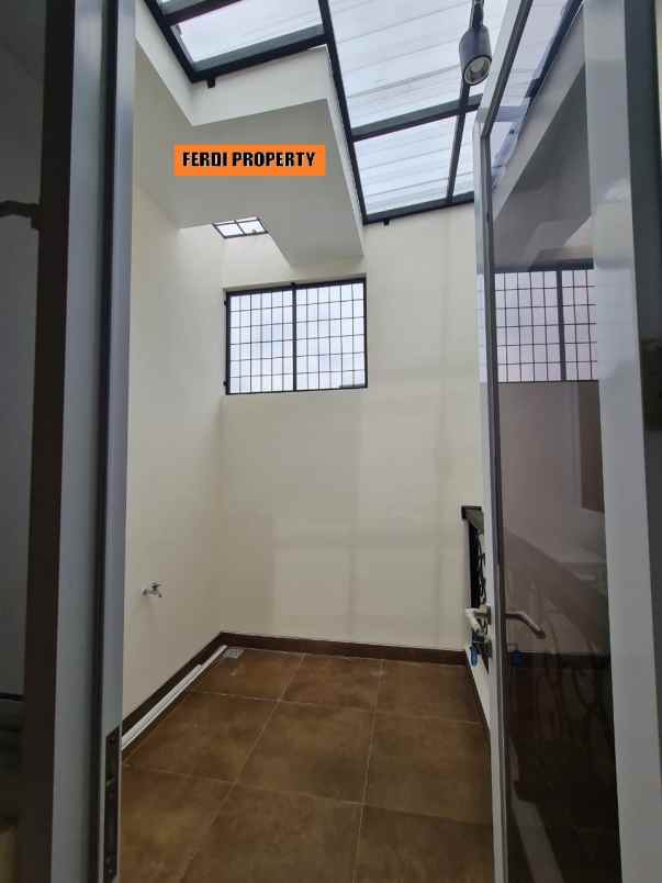 rumah minimalis 2 lantai cluster baru dan elite