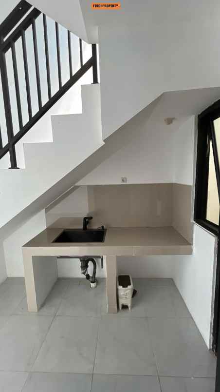 rumah minimalis cantik 2 lantai siap huni cibubur