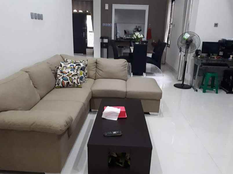 rumah minimalis modern kota jambi