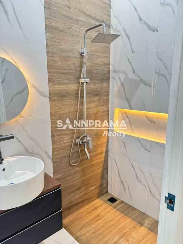 rumah minimalis siap huni murah dekat summarecon ekas